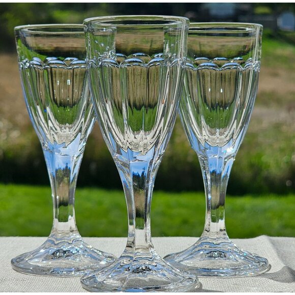 3 Heisey Colonial Panels Cordial Glasses 4.75" USA 1935 signed H fluted style - Picture 2 of 10